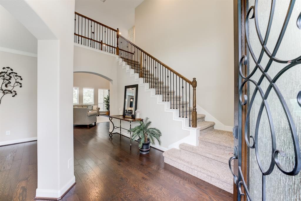 7211 Lake View Terrace Drive
