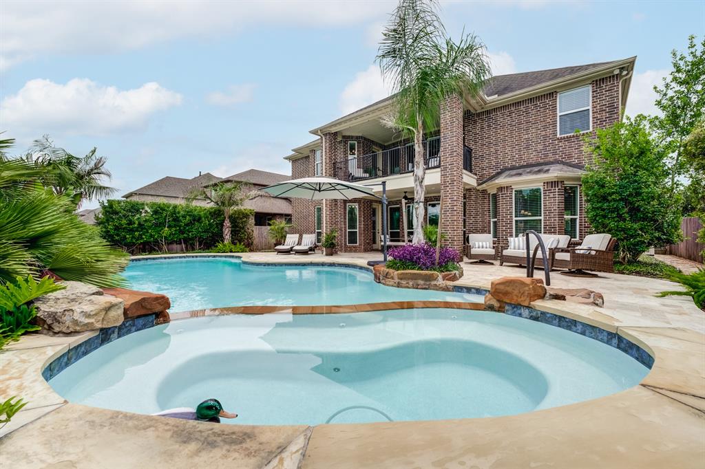 7211 Lake View Terrace Drive
