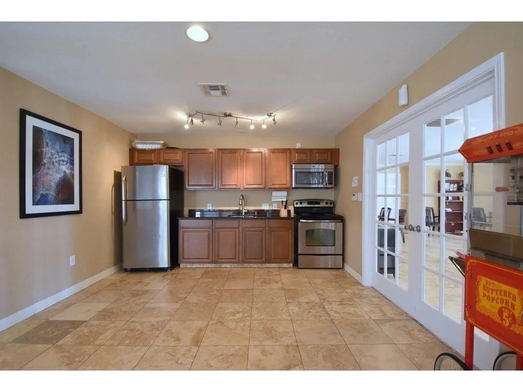 17310 Kieth Harrow Boulevard 516