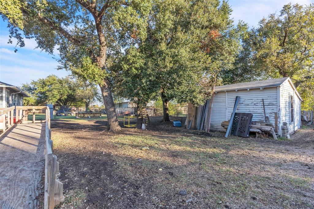 216 Bluebonnett Drive, Marlin, Texas image 30