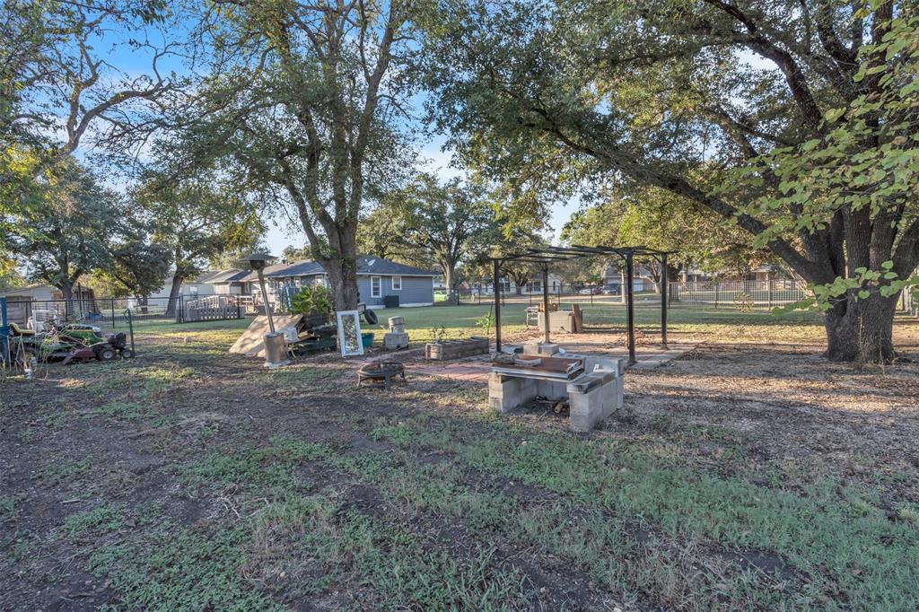 216 Bluebonnett Drive, Marlin, Texas image 35