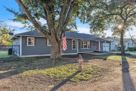 A home in Marlin