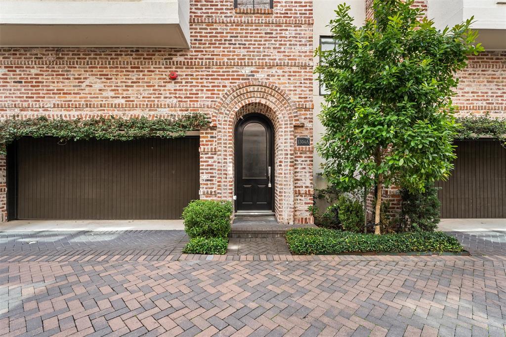 1304 Castle Court A