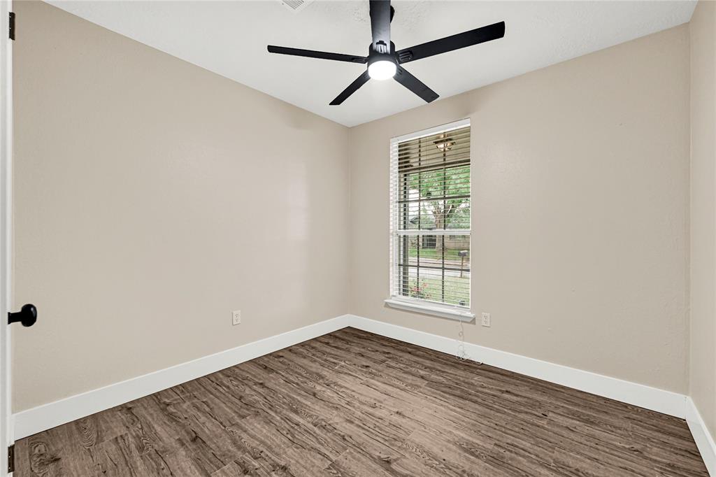 4819 E Ridge Creek Drive, Houston, Texas image 20