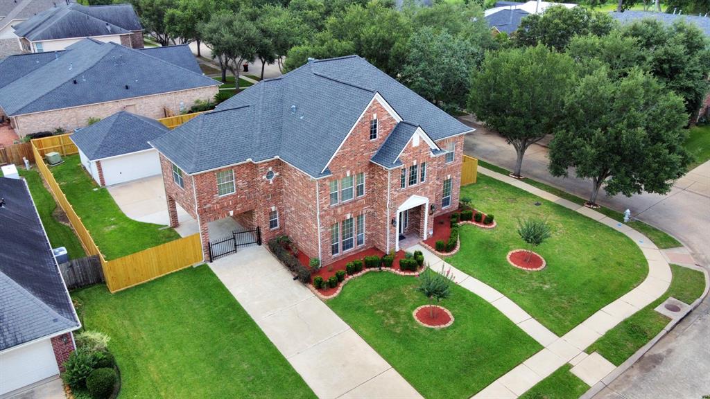 527 Little River Court
