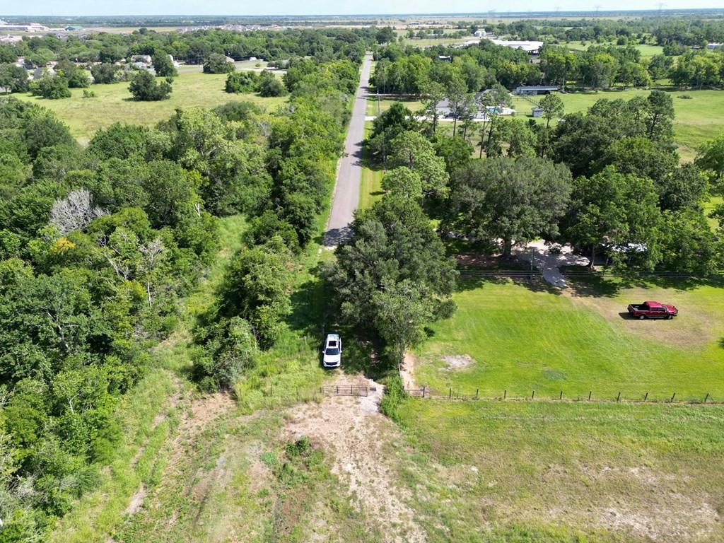 Rab Road, Angleton, Texas image 5