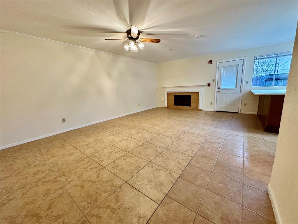 3407 Hidden Creek Drive, Sugar Land, Texas image 8