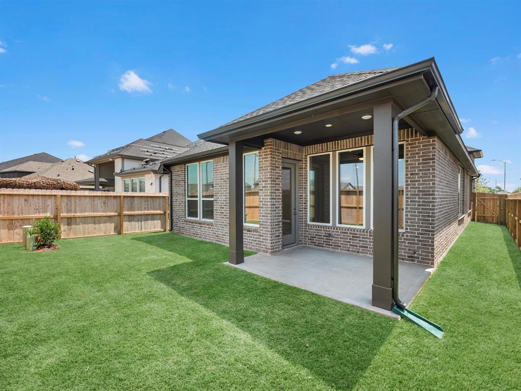 10 Artisan Lane, Richmond, Texas image 16