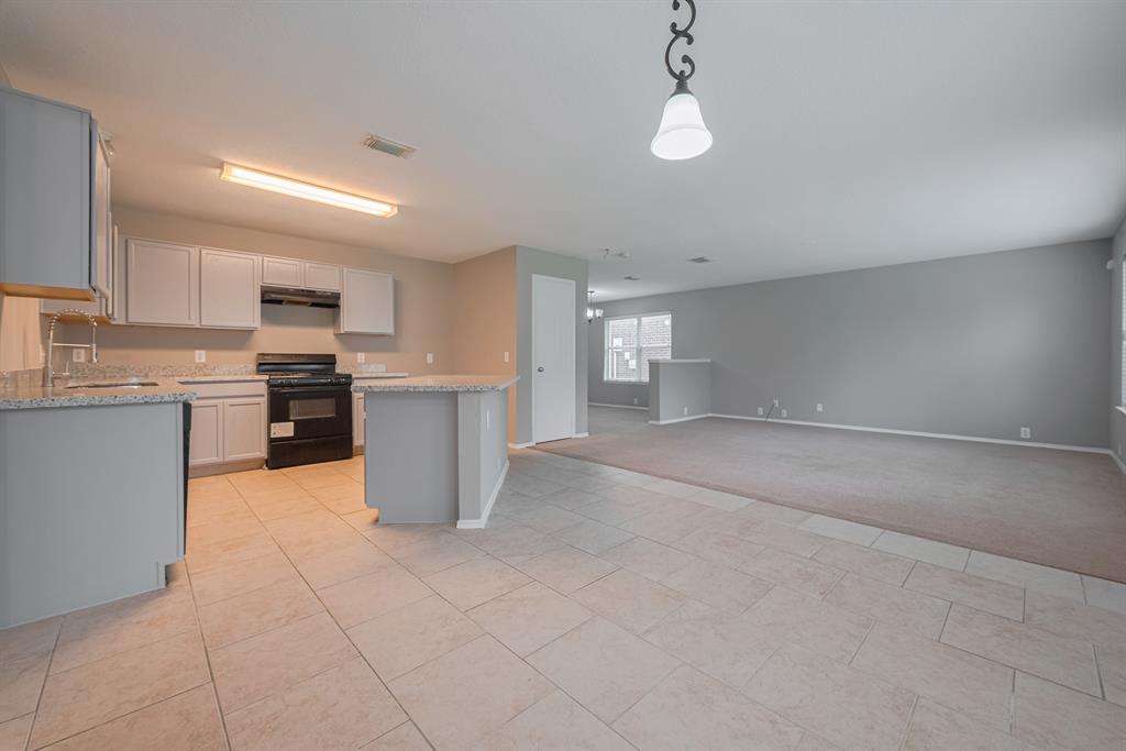14910 Sugar Crystal Court, Sugar Land, Texas image 13