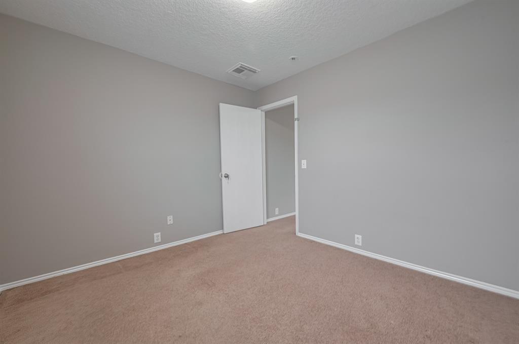 14910 Sugar Crystal Court, Sugar Land, Texas image 25