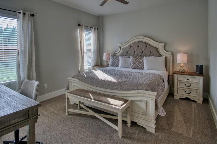 1247 Green Hill Drive, Canyon Lake, Texas image 5