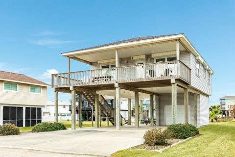Photo of 23012 Verano Drive, Galveston, TX 77554 (MLS # 96569944)