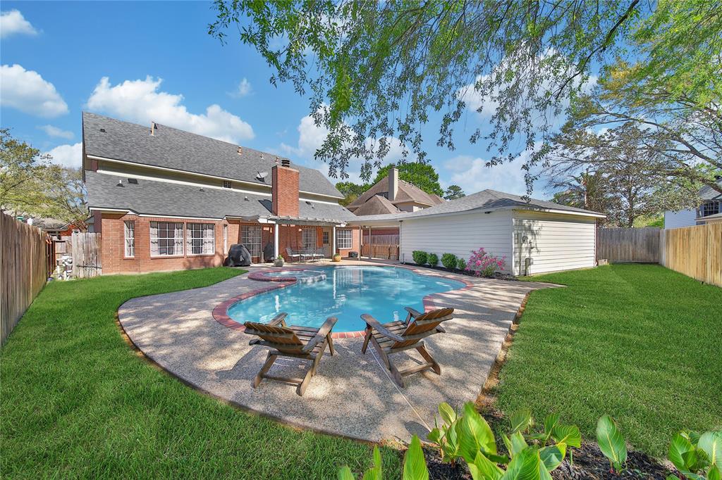 4322 Brook Shadow Drive, Kingwood, Texas image 35