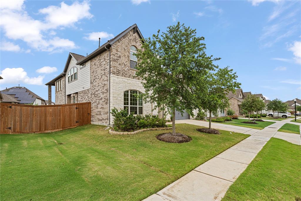 18018 Texas Wildflower Drive, Cypress, Texas image 3