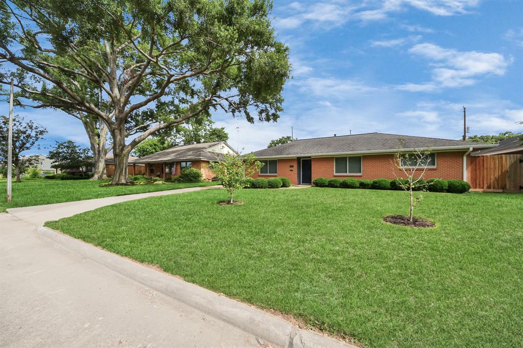 1815 Tannehill Drive, Houston, Texas image 3