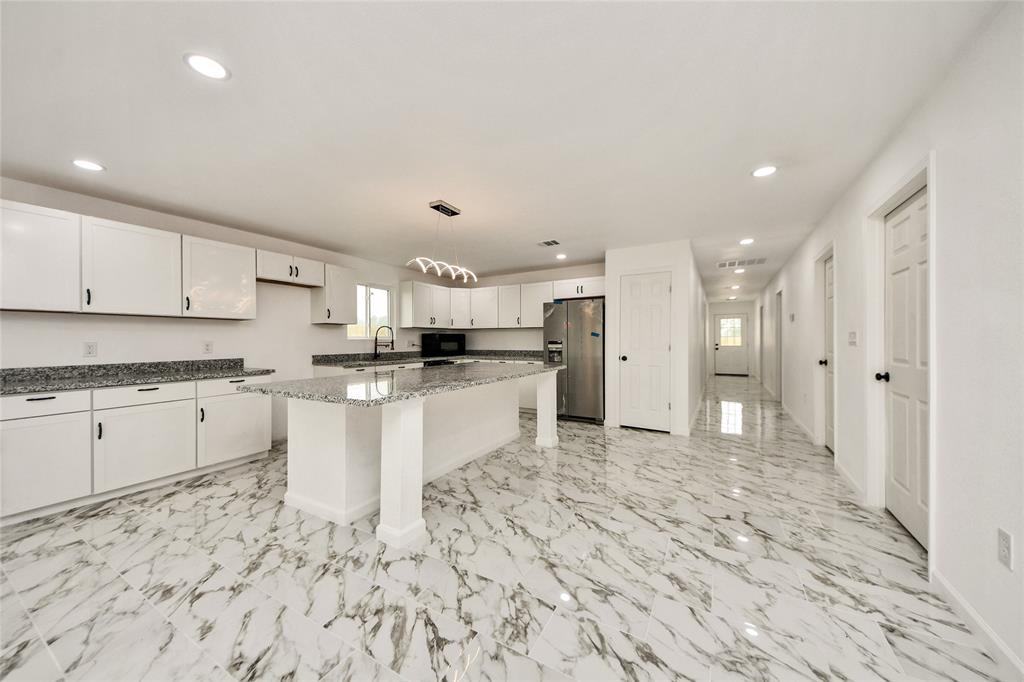 245 Road 5506, Cleveland, Texas image 12