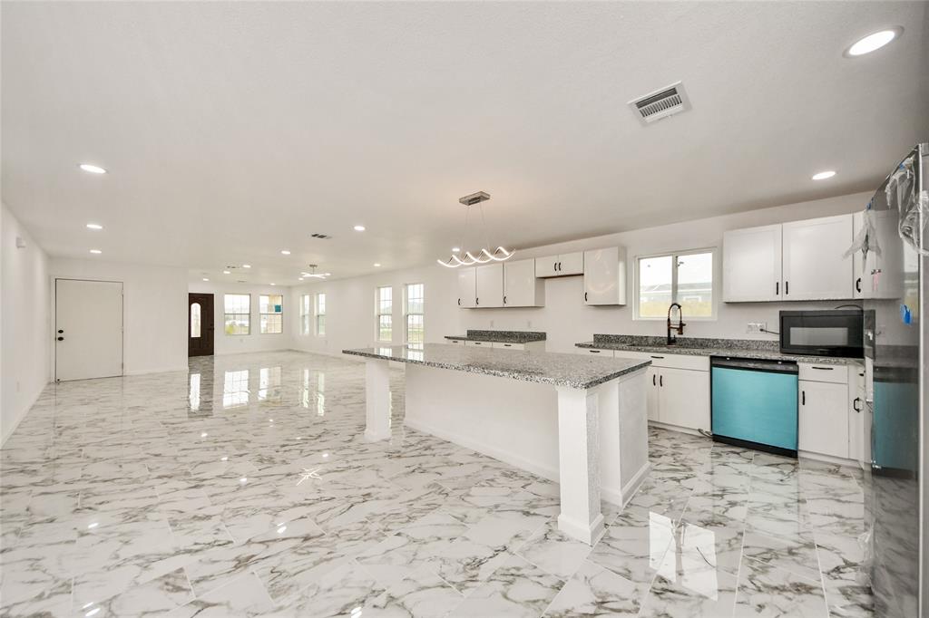 245 Road 5506, Cleveland, Texas image 16