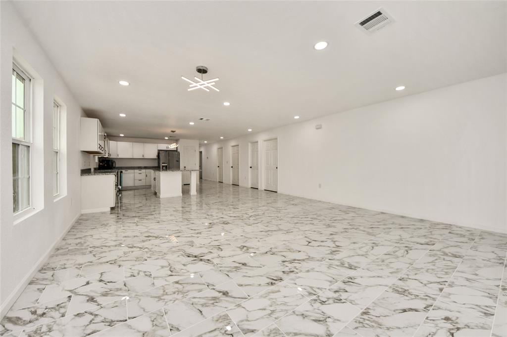 245 Road 5506, Cleveland, Texas image 8