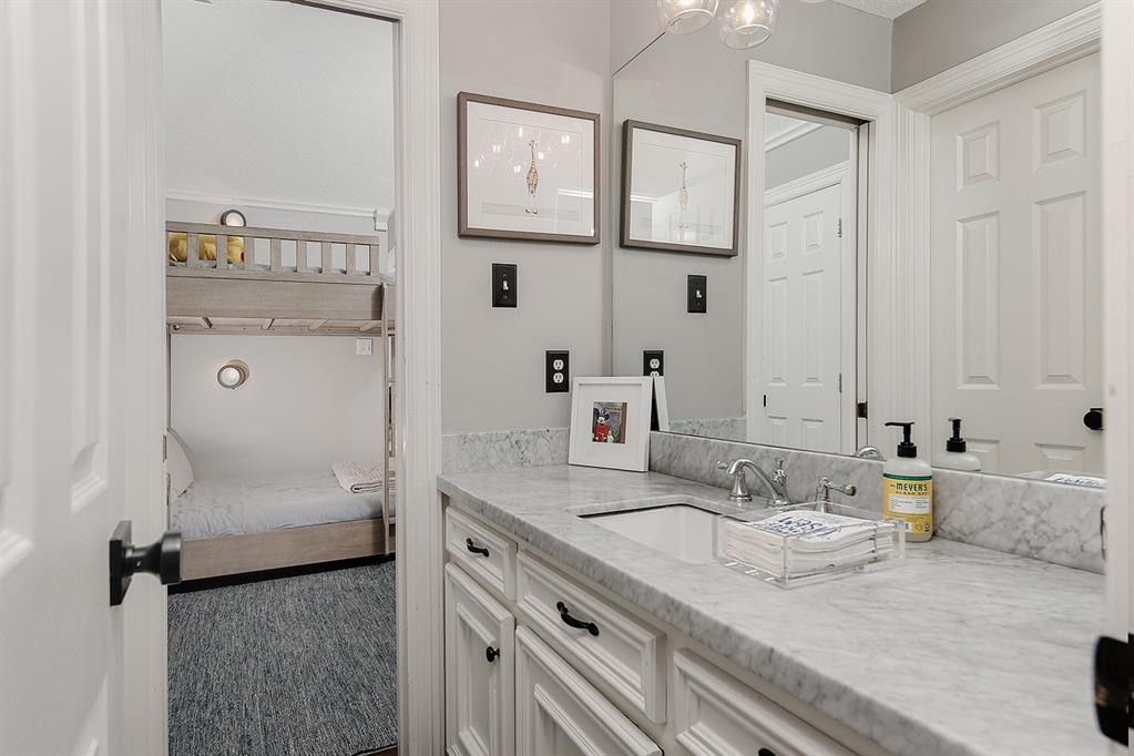 47 Stone Springs Circle, The Woodlands, Texas image 28