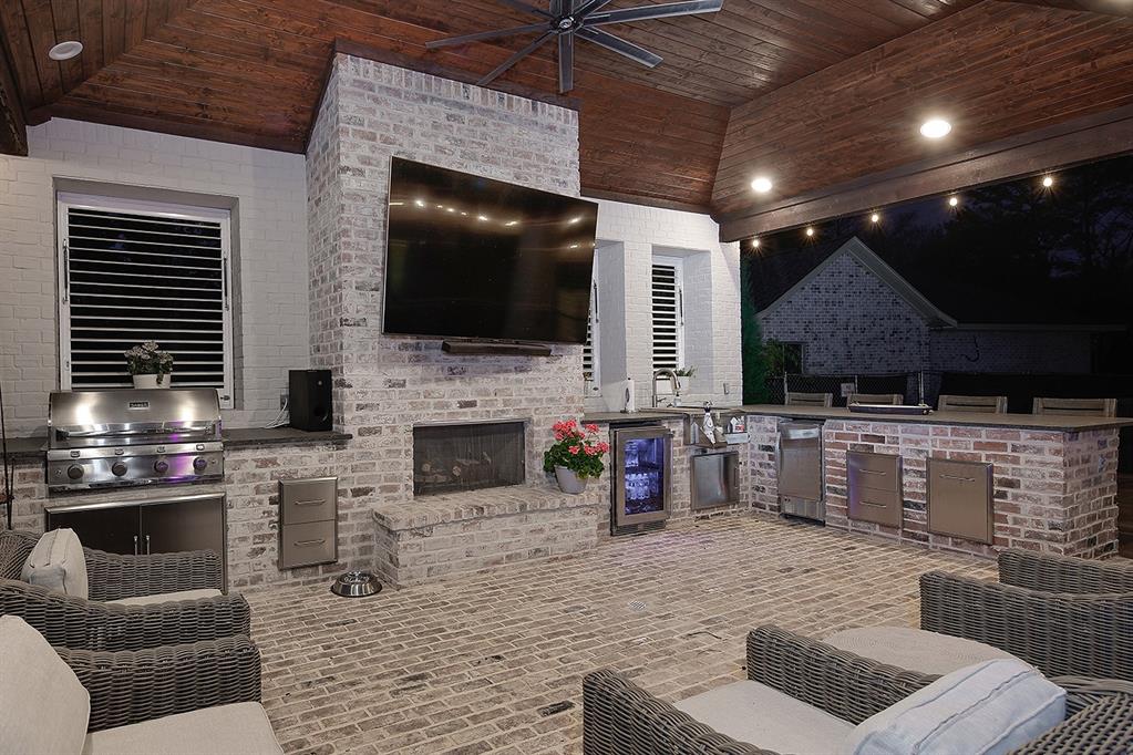 47 Stone Springs Circle, The Woodlands, Texas image 35