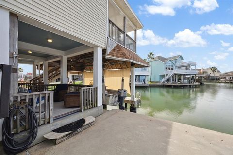 A home in Tiki Island