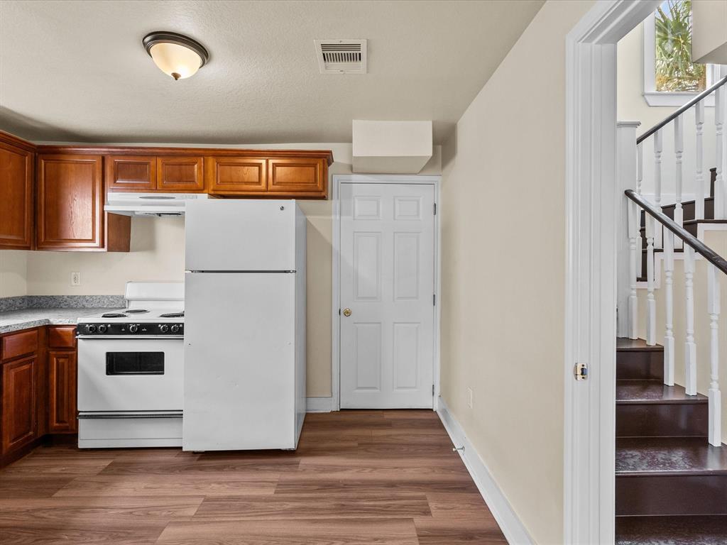 714 9th Street, Galveston, Texas image 11