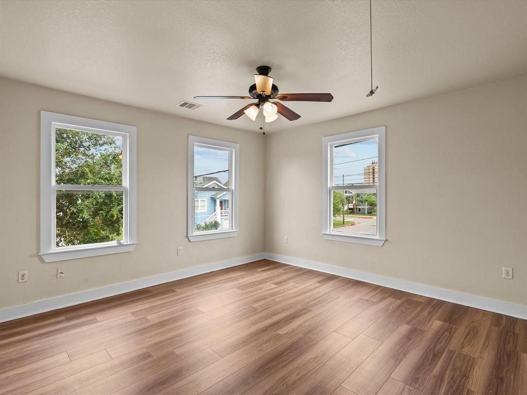714 9th Street, Galveston, Texas image 12