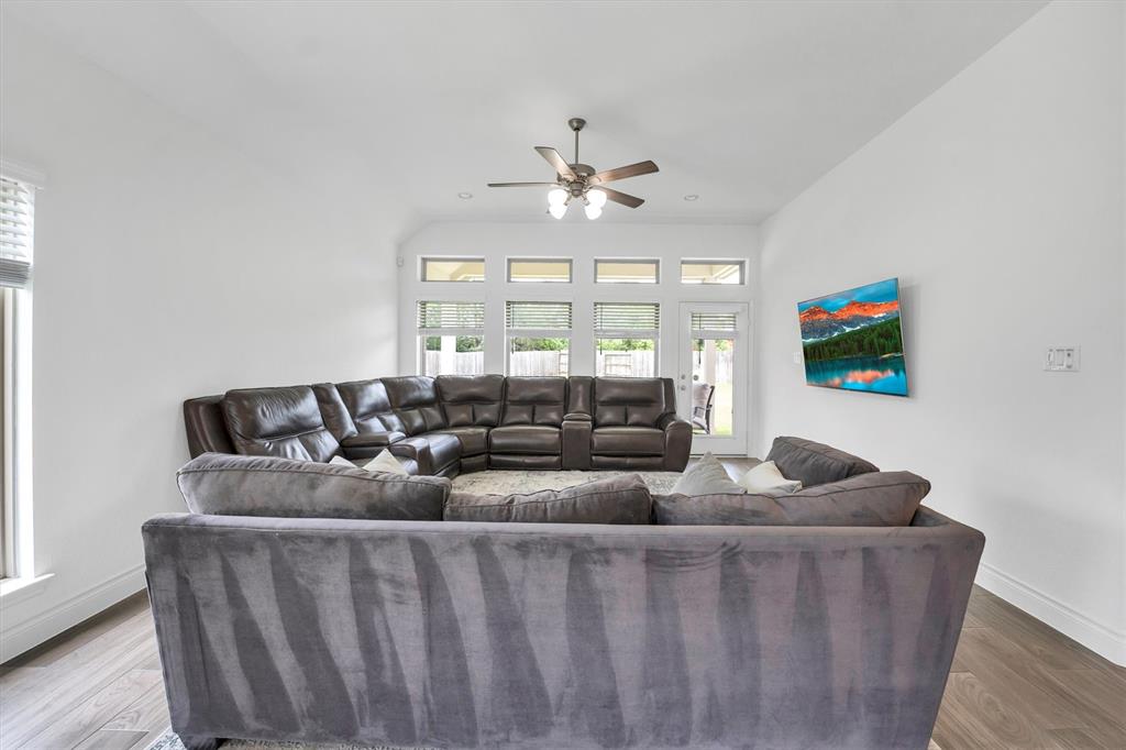 20131 Wild Horse Hollow Lane, Tomball, Texas image 29