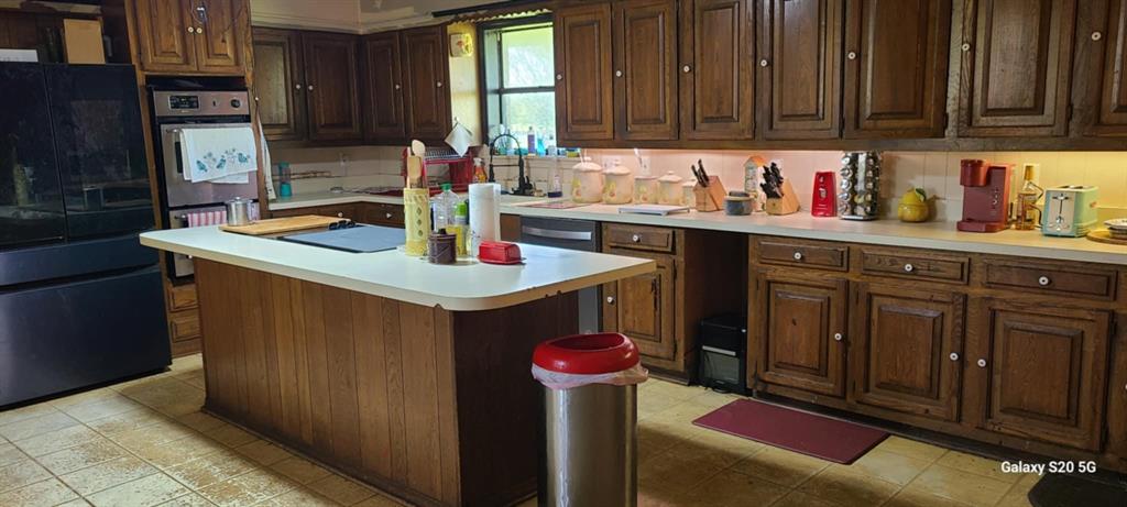 1816 County Road 2386, Pickton, Texas image 4