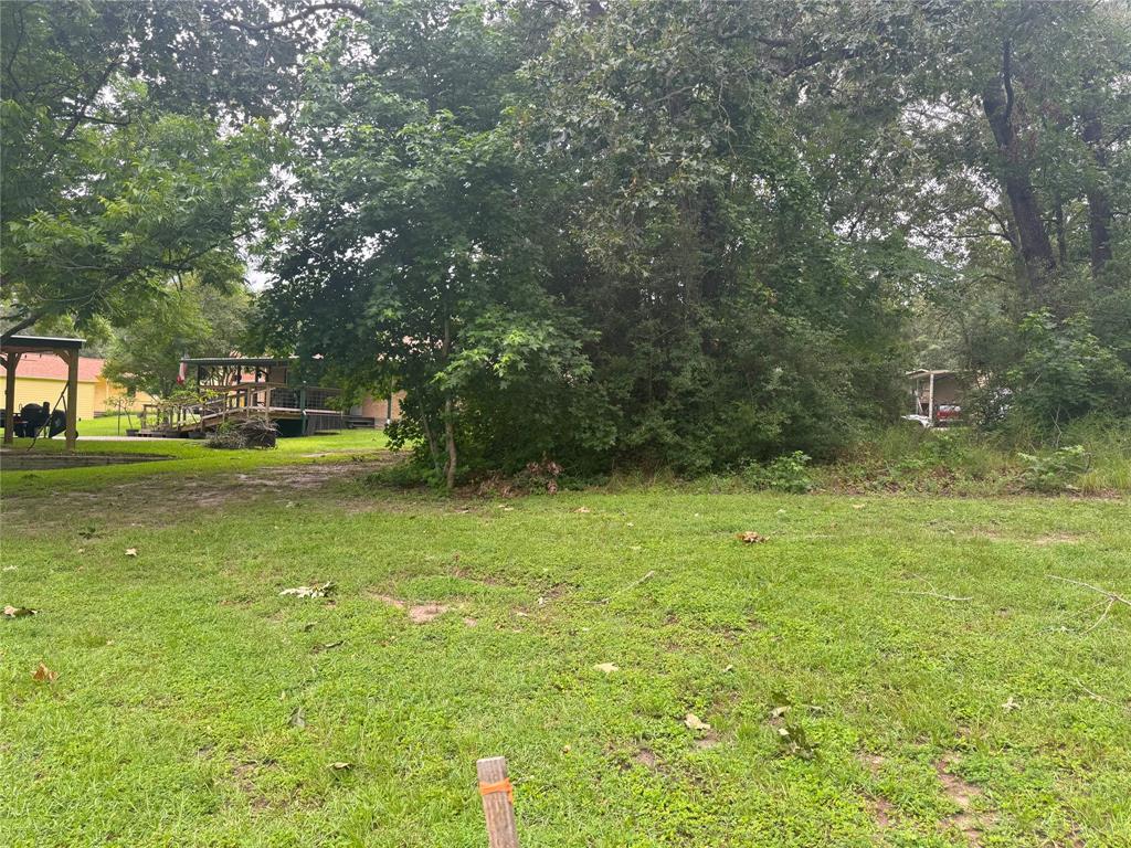 S Circle Drive, Livingston, Texas image 12