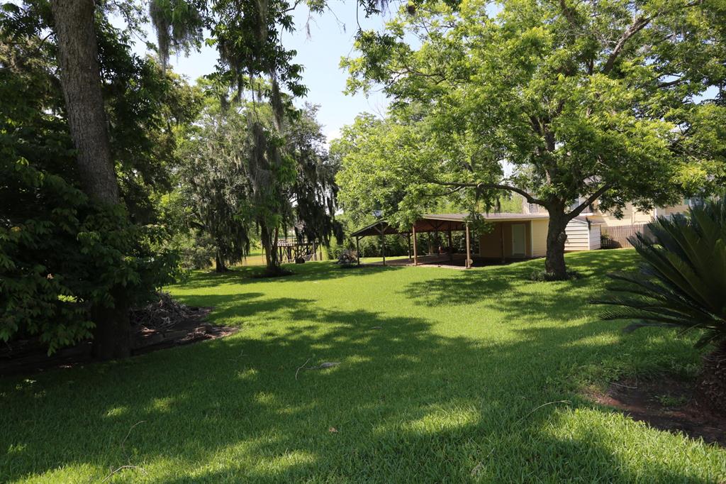 4649 County Road 929c, Brazoria, Texas image 4