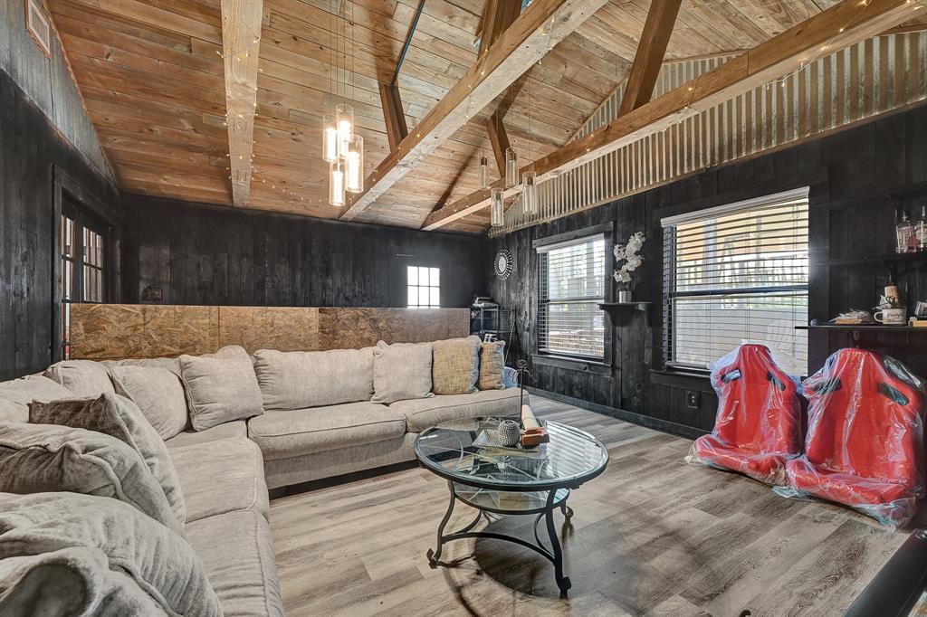 1901 County Road 152, Alvin, Texas image 33