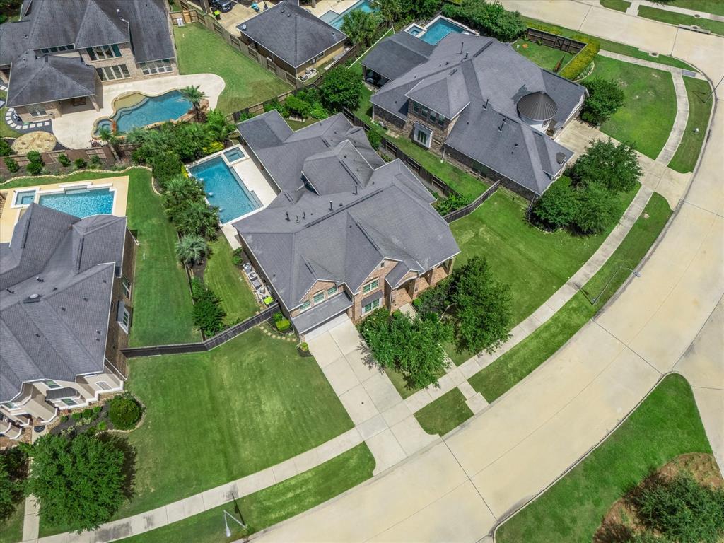 5310 Briarcliff Lane