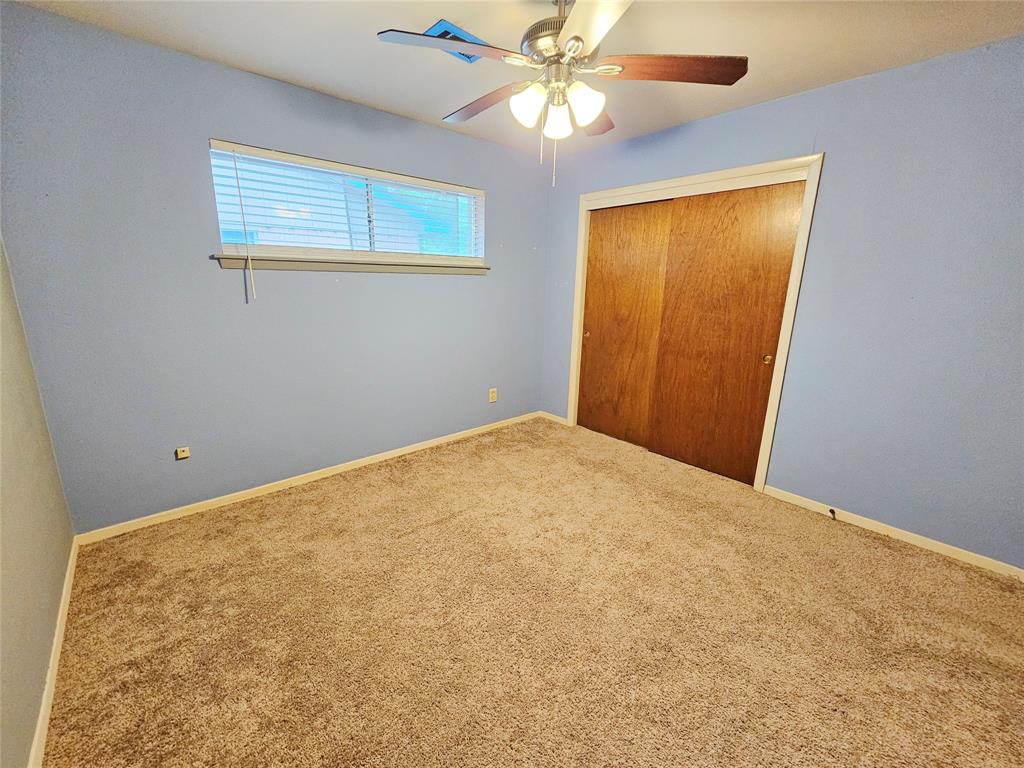 807 Golf Court, Stafford, Texas image 6