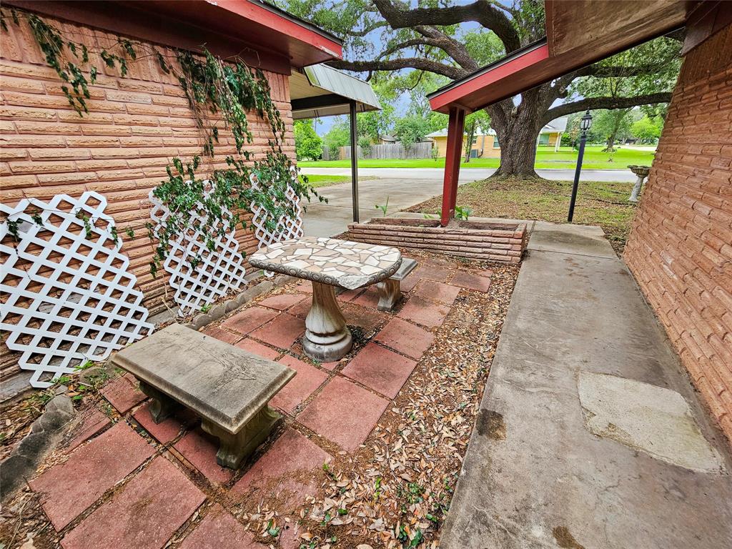 807 Golf Court, Stafford, Texas image 48