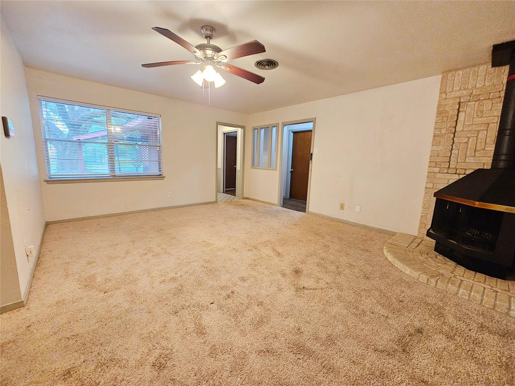 807 Golf Court, Stafford, Texas image 18