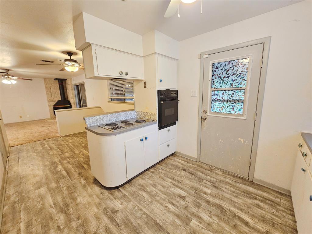 807 Golf Court, Stafford, Texas image 21