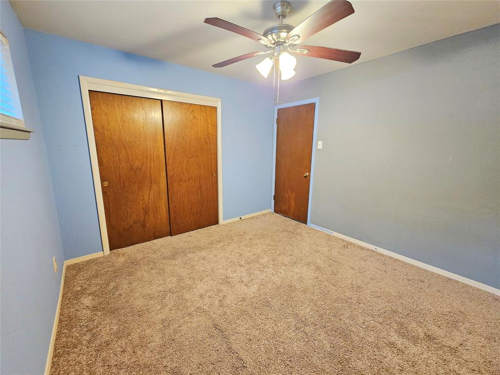 807 Golf Court, Stafford, Texas image 11
