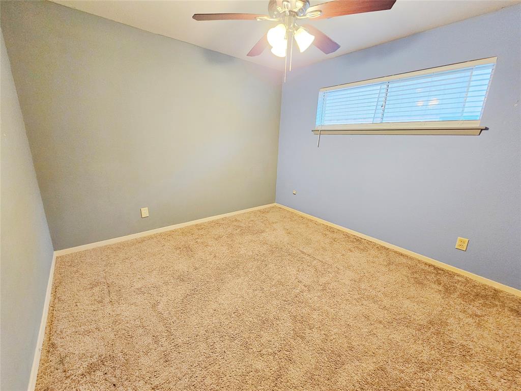 807 Golf Court, Stafford, Texas image 12