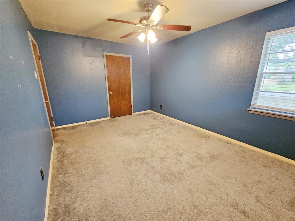 807 Golf Court, Stafford, Texas image 15