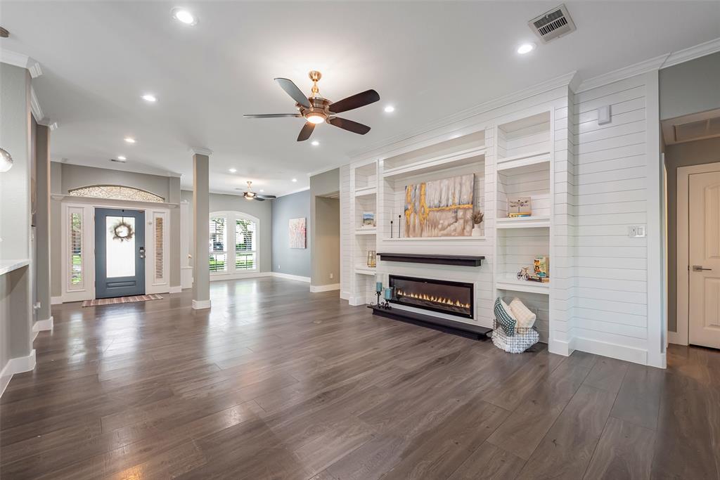 1013 Azalea Pointe