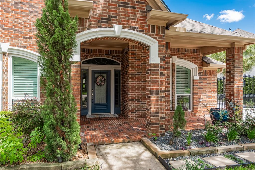 1013 Azalea Pointe