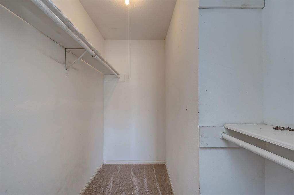 811 Threadneedle Street 282