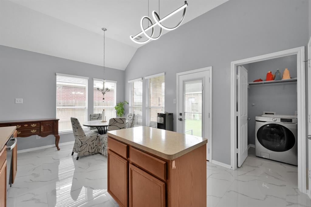 10107 Alcove Glen Lane, Tomball, Texas image 15