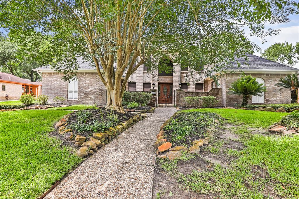 2807 Crystal Falls Dr