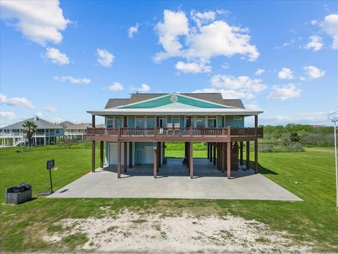 A home in Crystal Beach