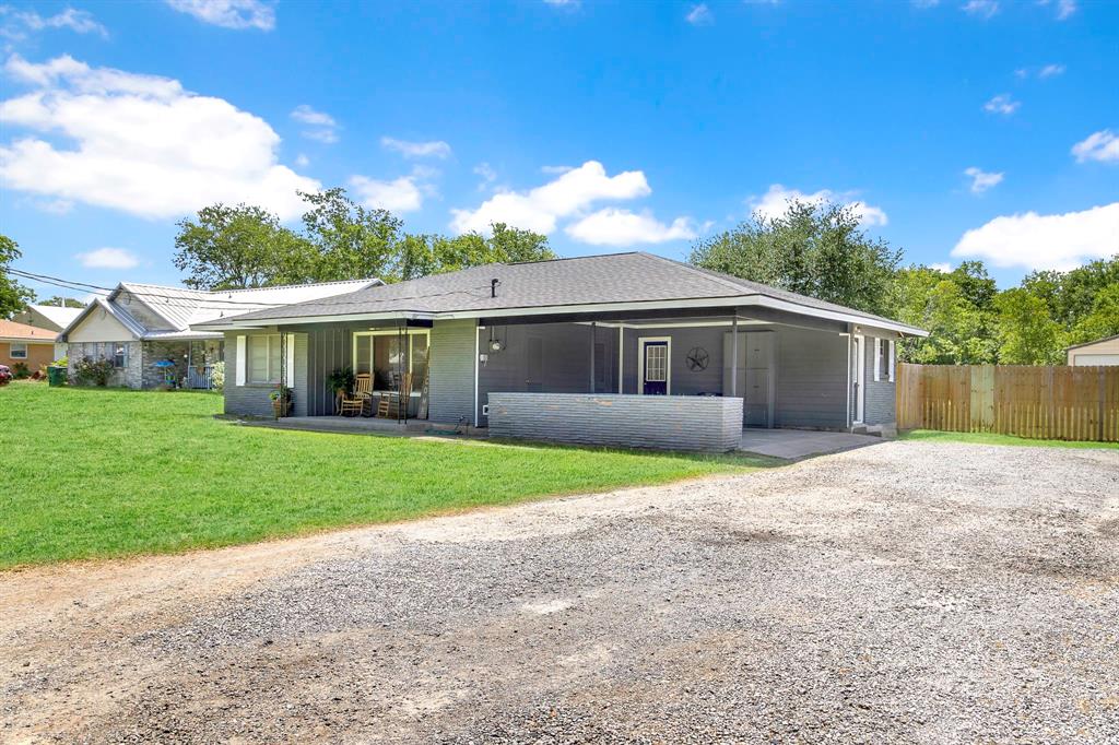 111 W Limit Street, Madisonville, Texas image 3