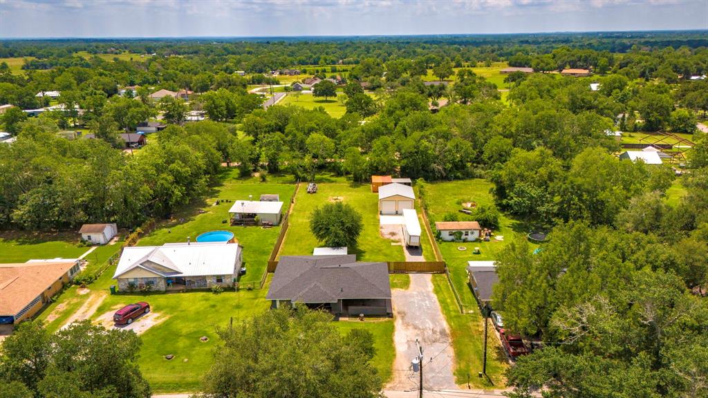 111 W Limit Street, Madisonville, Texas image 11