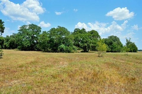 A home in Navasota