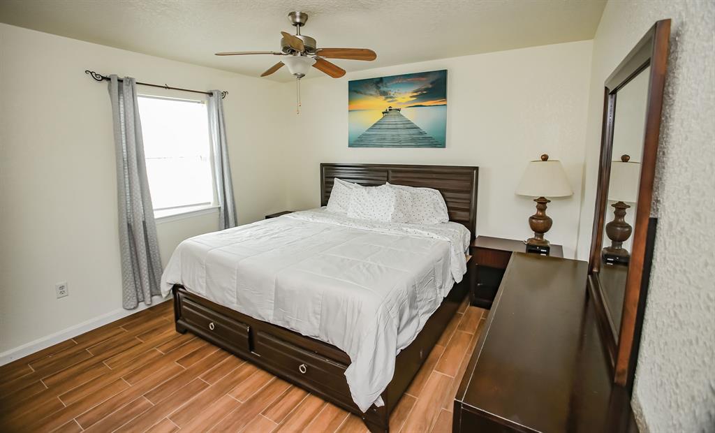 104 Beach Drive, Surfside Beach, Texas image 16